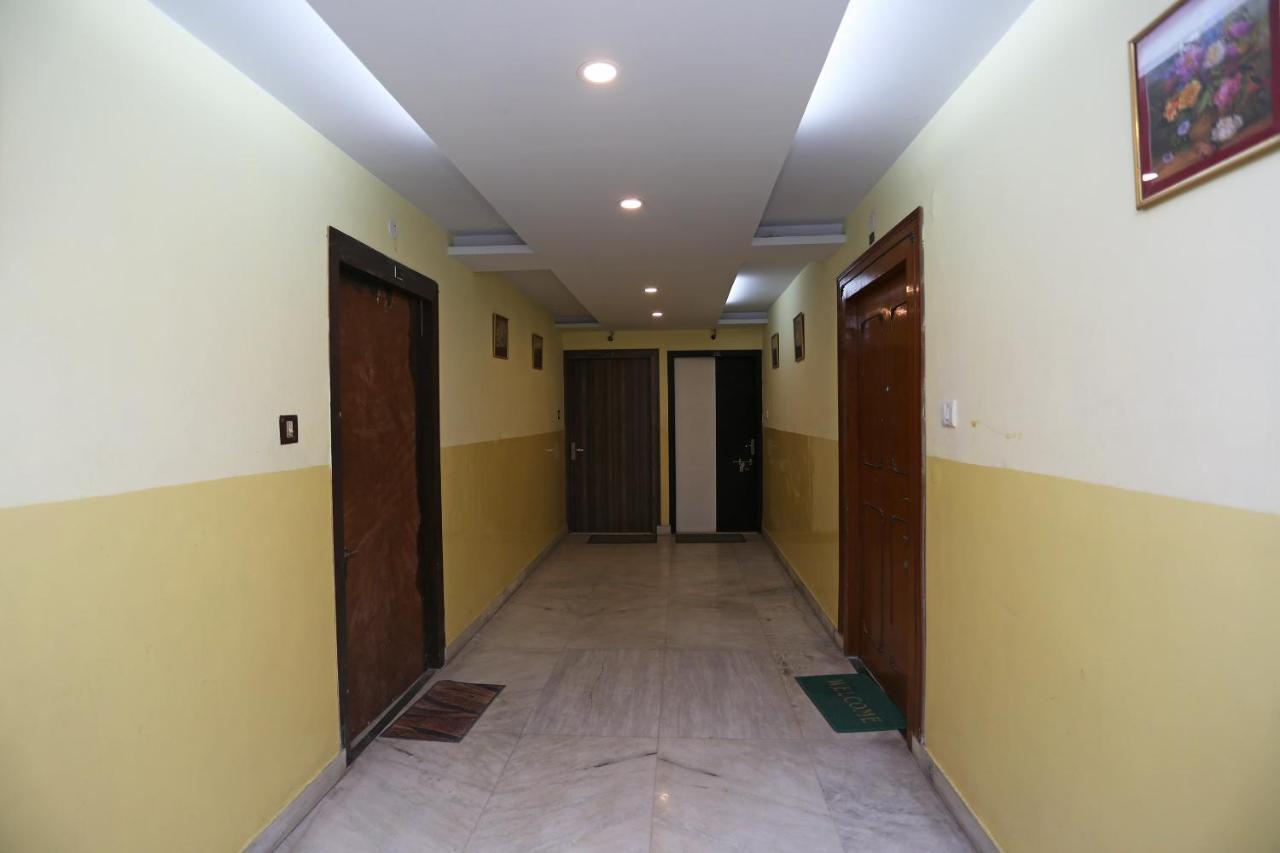 Oyo 24591 Mishra Residency Newtown Hotel Calcutta Buitenkant foto